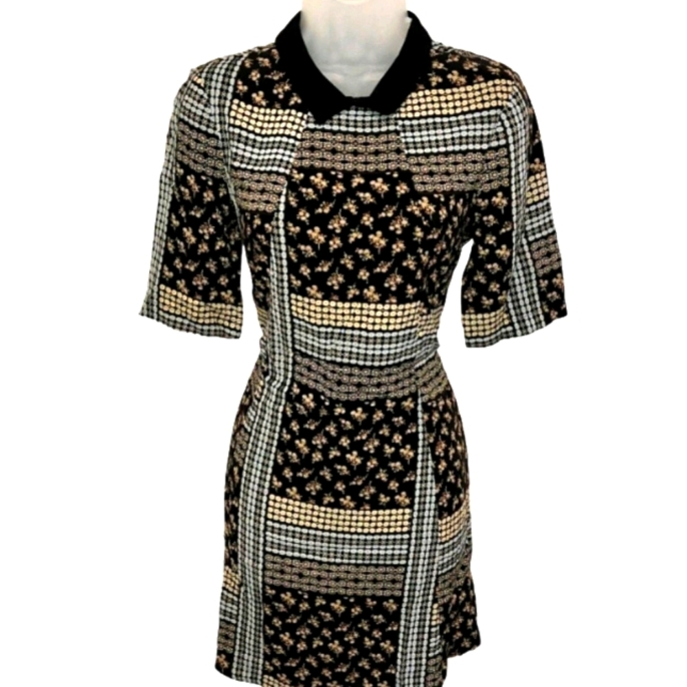 BCBGeneration Shift Dress Daisy Gold & Blue, Black Collar, Sz Medium